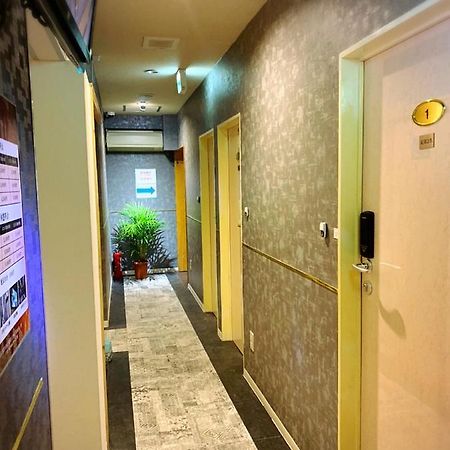 誠家　Makoto Hostel Tōkyō Extérieur photo