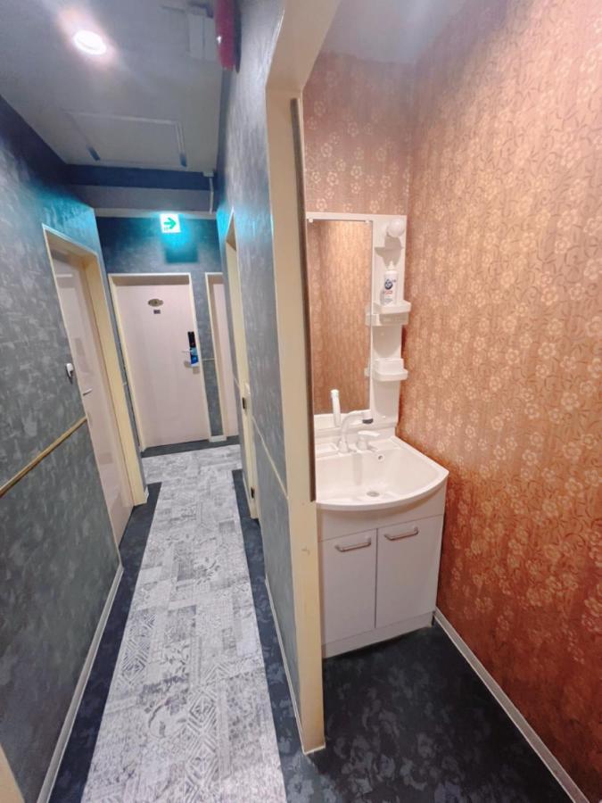 誠家　Makoto Hostel Tōkyō Extérieur photo